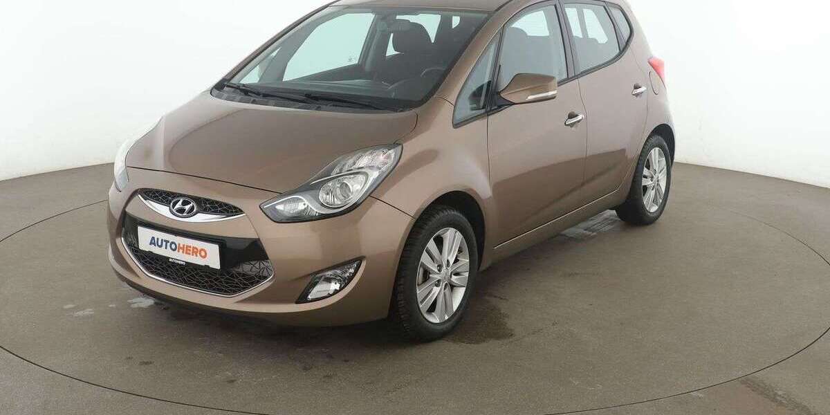 Hyundai iX20 6.443 km 10.890 &euro; Stuttgart 70195