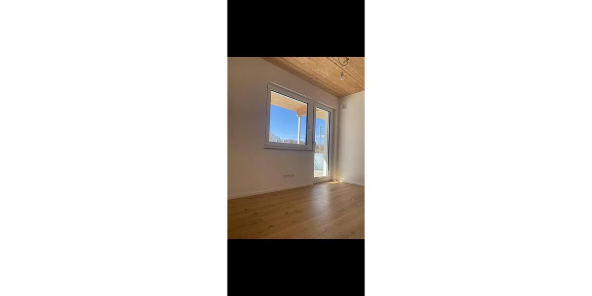 Erdgeschoßwohnung Backnang - 3 Zimmer, 95 m&sup2;, 1.385&euro; | Angebot:26088252