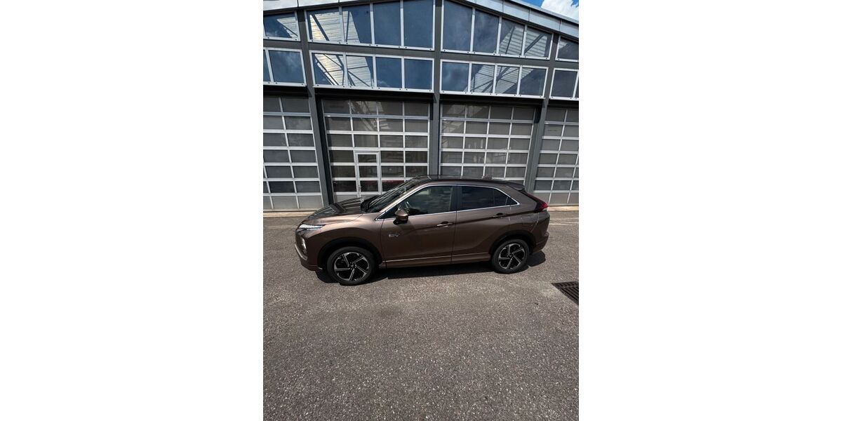 Mitsubishi Eclipse 17.356 km 28.700 € Stuttgart 70188