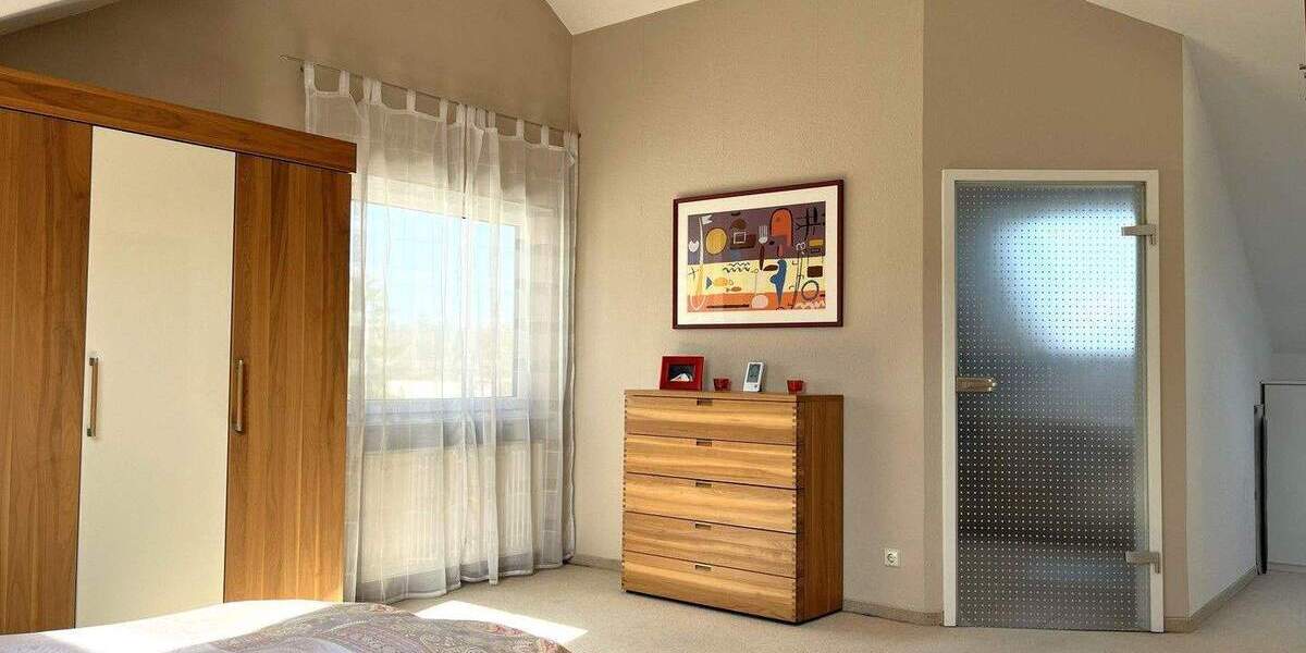 Reihenendhaus Stuttgart-Weilimdorf (Wolfbusch) Wolfbusch - 4 Zimmer, 146 m&sup2;, 760.000&euro; | Angebot:25525616