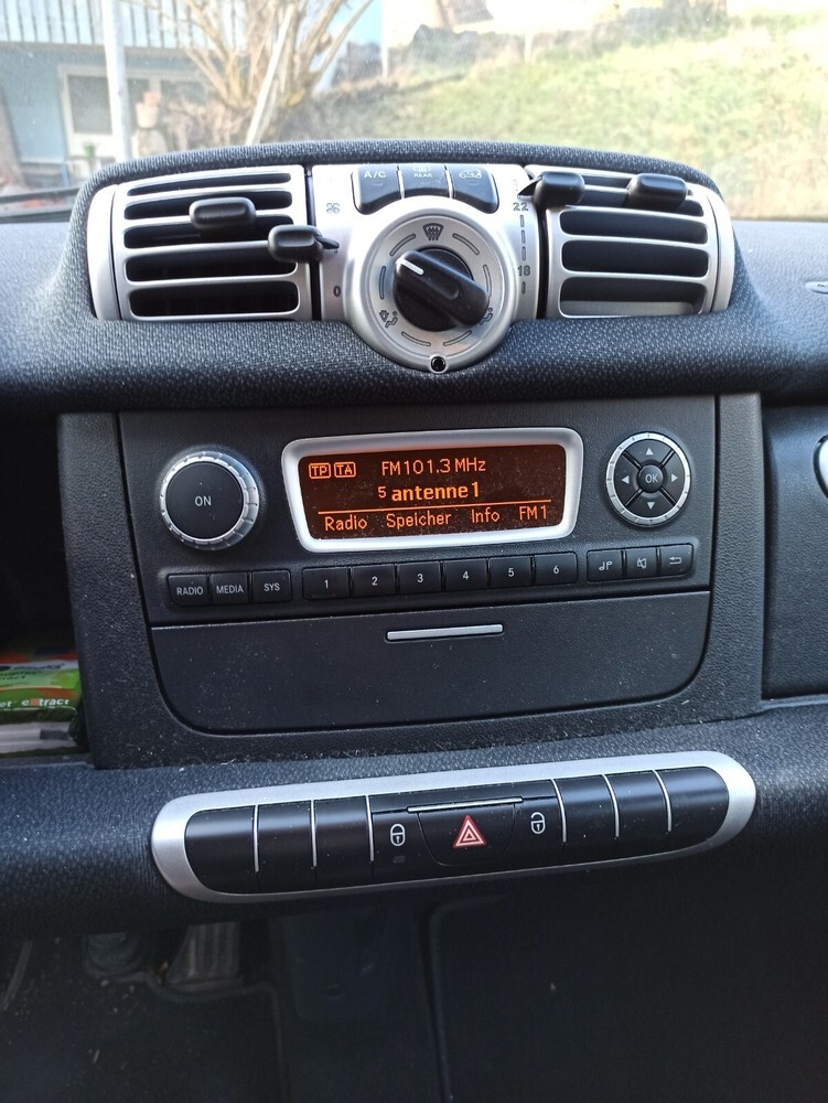 Smart ForTwo 86.500 km 6.250 € Urbach 73660