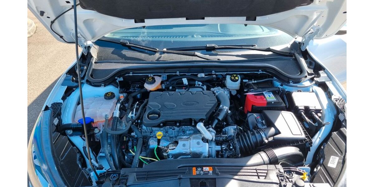 Ford Focus 24.000 km 14.500 &euro; Kirchheim unter Teck 73230