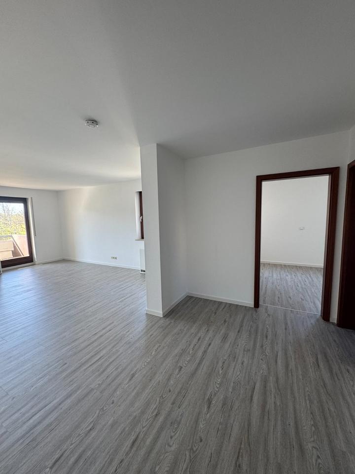 Sonnige 2,5 Zimmer Wohnung in Echterdingen, Nähe SBahn Flughafen zimmer