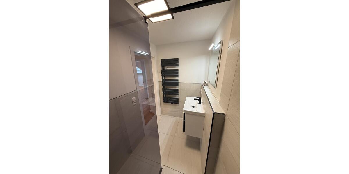 Dachgeschoßwohnung Stuttgart Stuttgart-Nord - 3 Zimmer, 75 m&sup2;, 1.200&euro; | Angebot:25329924