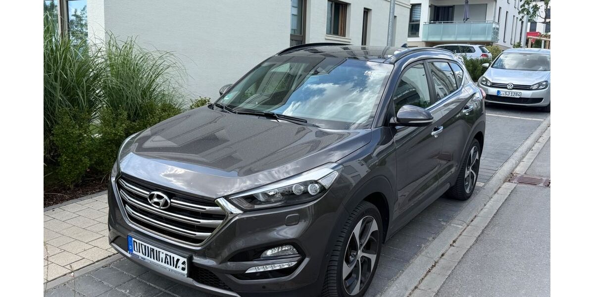 Hyundai TUCSON 150.000 km 12.950 &euro; Korntal 70825