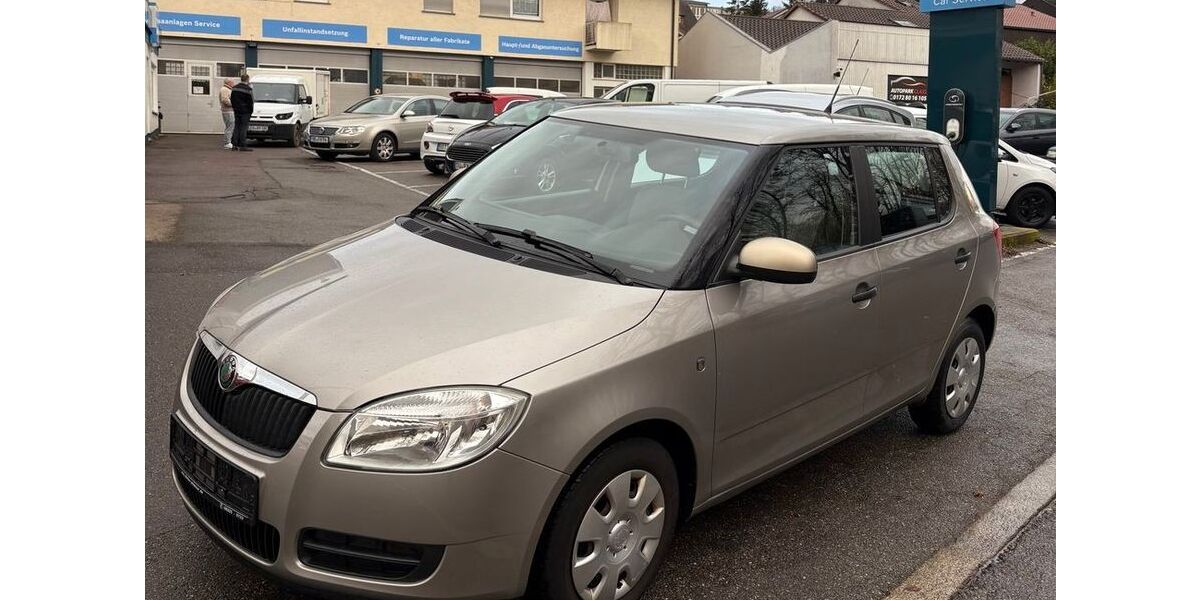 Skoda Fabia 138.500 km 3.999 &euro; Böblingen 71032