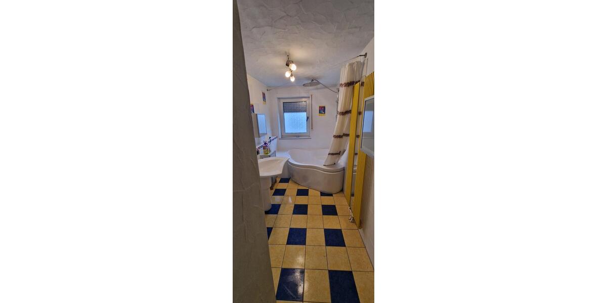 Etagenwohnung Böblingen Dagersheim - 3 Zimmer, 76 m&sup2;, 1.100&euro; | Angebot:25411398