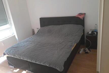 Wohnung Stuttgart Feuerbach - 4 Zimmer, 90 m&sup2;, 1.700&euro; | Angebot:26409384