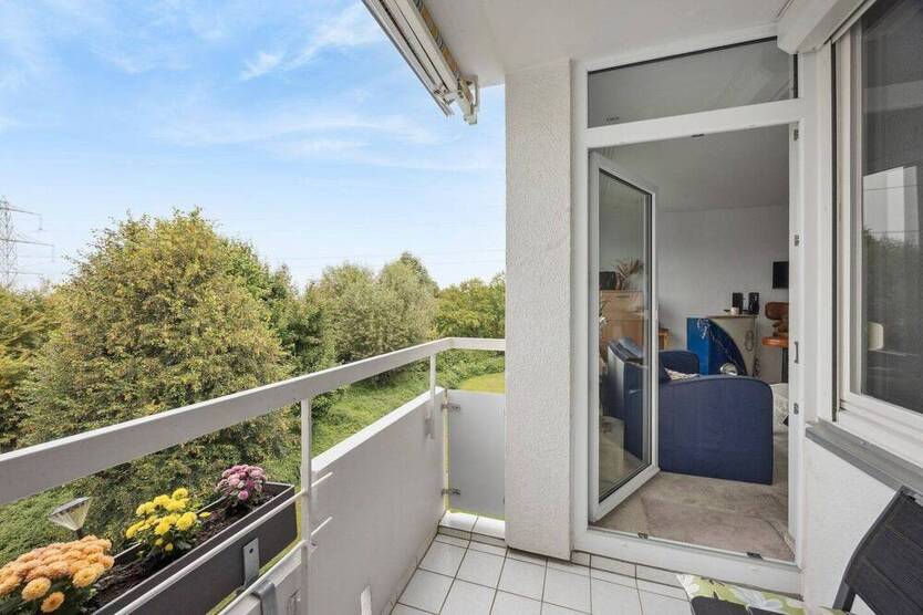 2-Zimmer-Wohnung mit 64 m² in zentraler Lage von Eglosheim