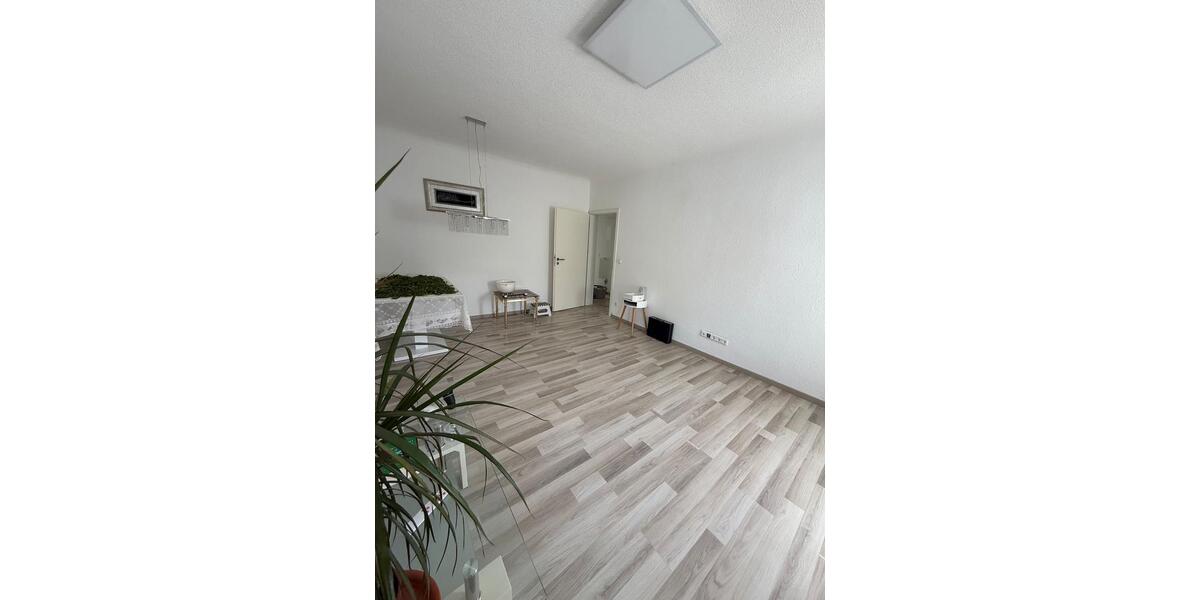 Etagenwohnung Stuttgart Hedelfingen - 3 Zimmer, 70 m&sup2;, 1.100&euro; | Angebot:26701166