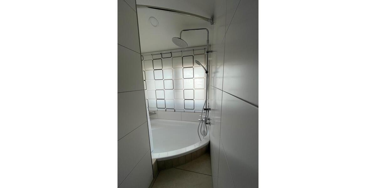 Dachgeschoßwohnung Stuttgart Hedelfingen - 1 Zimmer, 25 m&sup2;, 680&euro; | Angebot:26033411