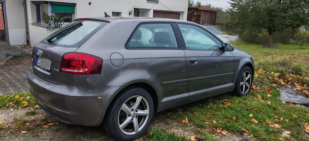 Audi A3 166.000 km 4.400 € Holzmaden 73271