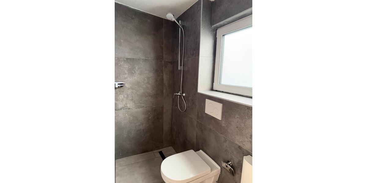 Erdgeschoßwohnung Stuttgart Luginsland - 1 Zimmer, 15 m&sup2;, 800&euro; | Angebot:26416027