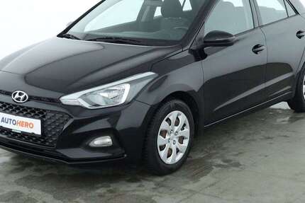 Hyundai i20 43.352 km 10.450 &euro; Stuttgart 70195