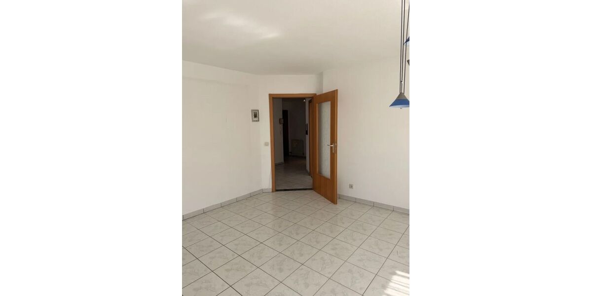 Gepflegte 3-Zimmer-Erdgeschosswohnung mit Garten, Balkon & Tiefgaragenstellplatz in Rutesheim – - Appartement Rutesheim Heuweg | Angebot:27250473