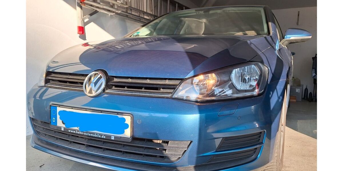 VW Golf 77.498 km 8.400 &euro; Kirchheim unter Teck 73230
