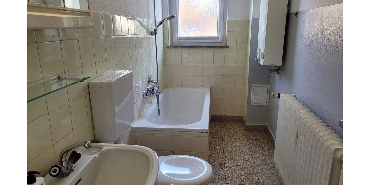 Gemütliche 2 Zimmer-Wohnung mit TG-Platz in verkehrsgünstiger Lage! Sofort beziehbar! 2 zimmer