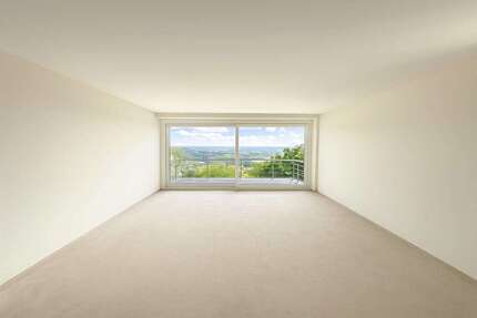 Wohnung zum Mieten in Esslingen 5.168 € 304 m²