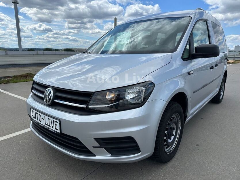 VW Caddy 150.000 km 14.990 € Böblingen/Stuttgart 71034