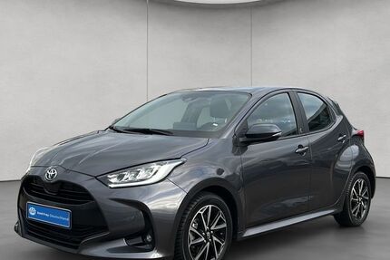 Toyota Yaris 43.990 km 18.480 &euro; Esslingen 73730