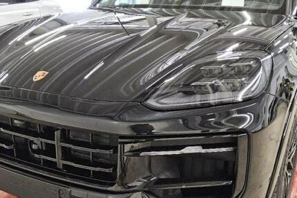 Porsche Cayenne 14.753 km 109.790 &euro; Stuttgart 70499