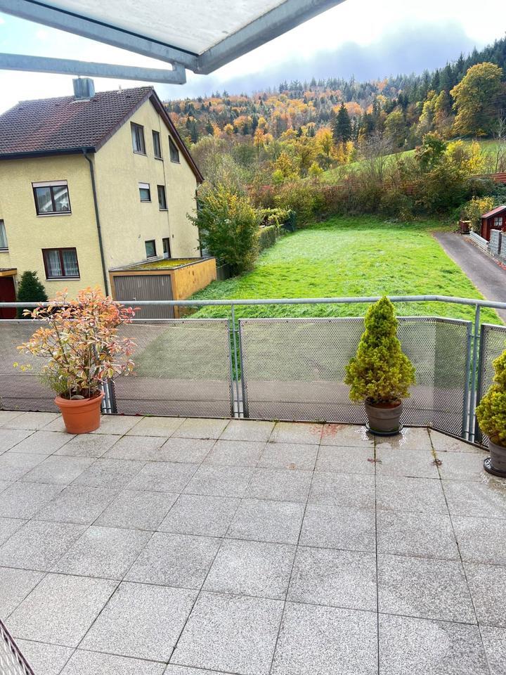 großzügige 3 Zimmer Wohnung zimmer