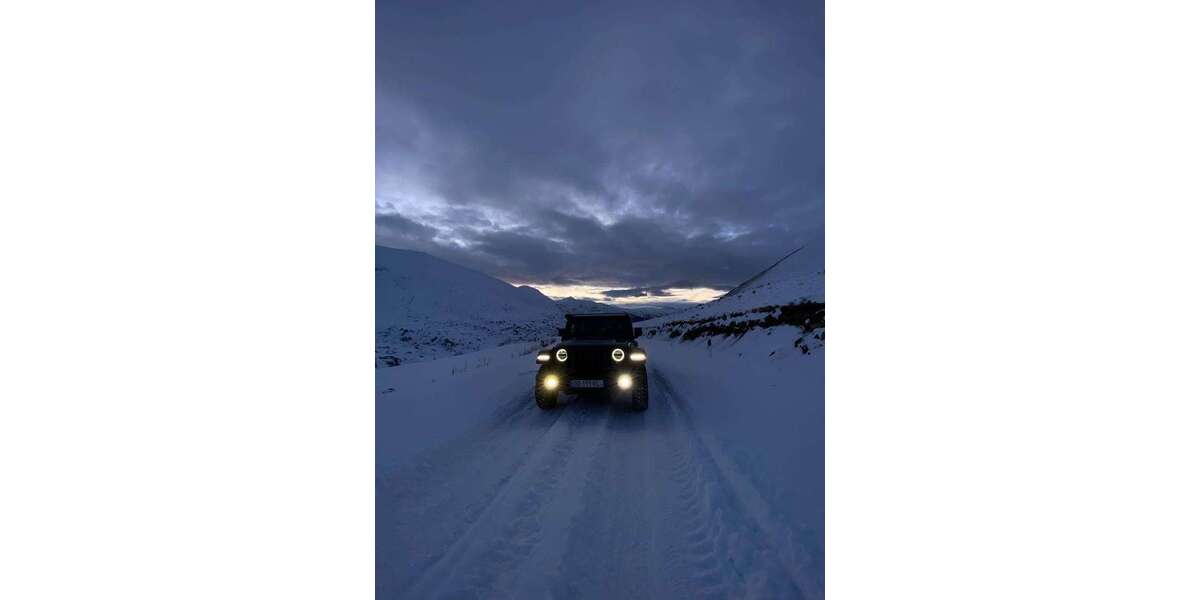 Jeep Wrangler 103.000 km 37.500 &euro; Stuttgart 70178