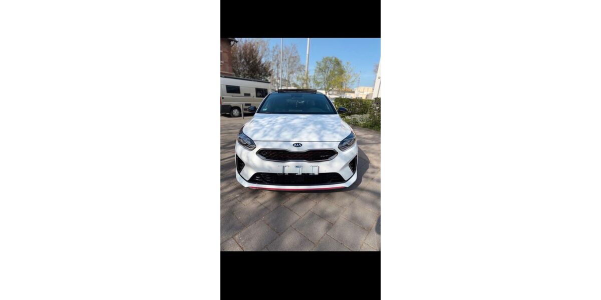 Kia pro ceed / ProCeed 47.000 km 21.990 &euro; Backnang 71522