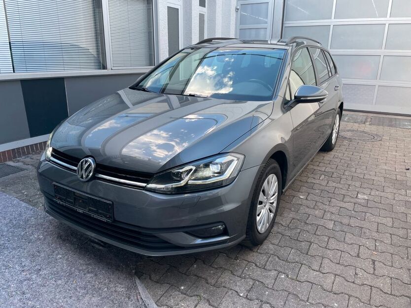 VW Golf 75.692 km 11.995 € Stuttgart 70597