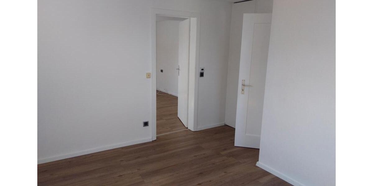 Etagenwohnung Stuttgart Neuwirtshaus - 2 Zimmer, 34 m&sup2;, 119.000&euro; | Angebot:26790548