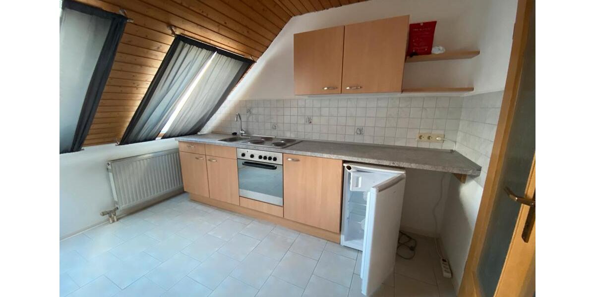 Dachgeschoßwohnung Böblingen Dagersheim - 1 Zimmer, 35 m&sup2;, 650&euro; | Angebot:26254451