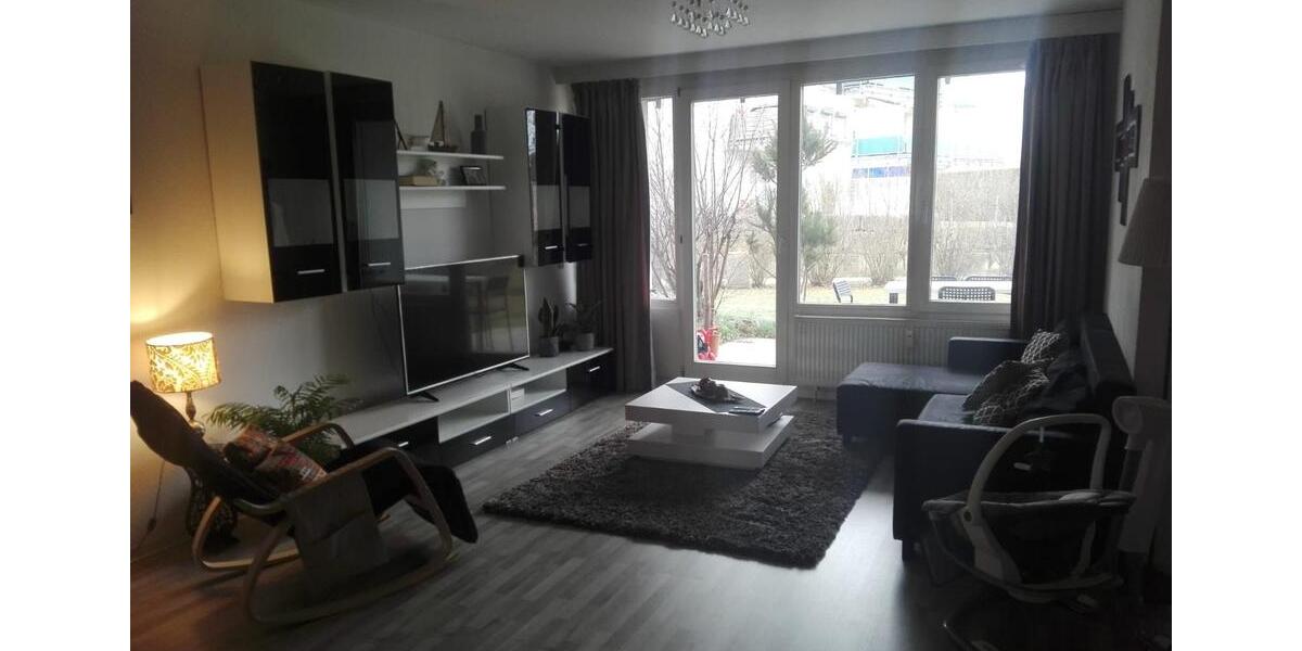 Eine Mietwohnung im Erdgeschoss in Vaihingen-Stuttgart 3 zimmer