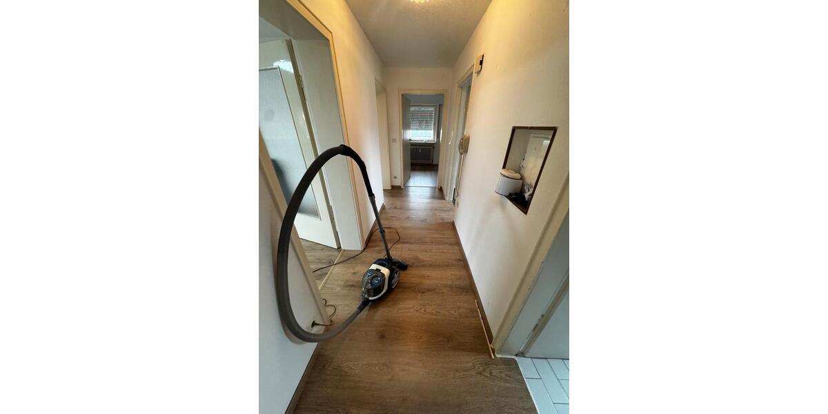 Dachgeschoßwohnung Stuttgart Hedelfingen - 3 Zimmer, 60 m&sup2;, 700&euro; | Angebot:26320975