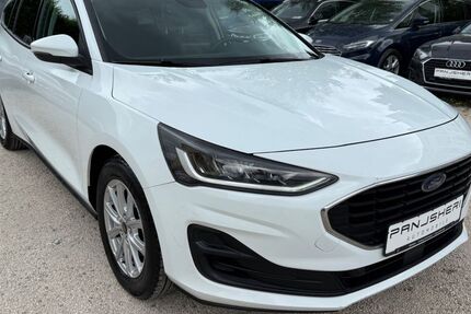 Ford Focus 136.000 km 11.399 € Stuttgart-Möhringen 70567