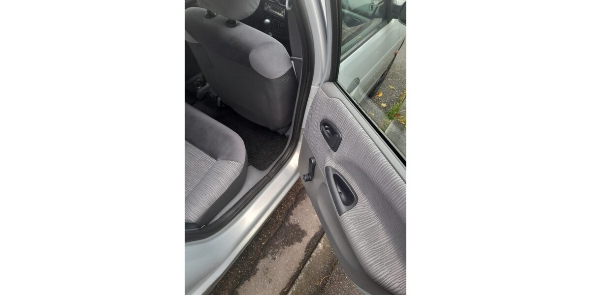 Renault Megane 127.430 km 1.200 € Schwaikheim 71409