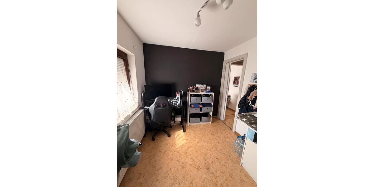 Dachgeschoßwohnung Stuttgart Birkach - 3 Zimmer, 60 m&sup2;, 900&euro; | Angebot:25986896