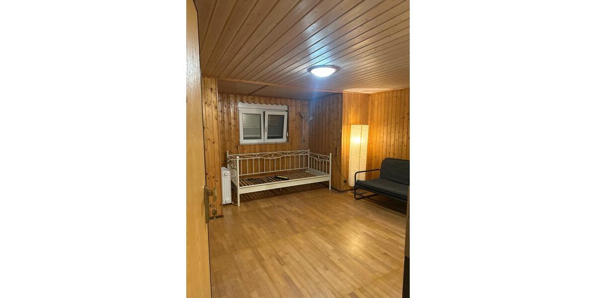 Etagenwohnung Stuttgart Neuwirtshaus - 1 Zimmer, 50 m&sup2;, 550&euro; | Angebot:24819021