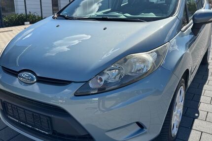 Ford Fiesta 111.000 km 2.480 &euro; Holzgerlingen 71088