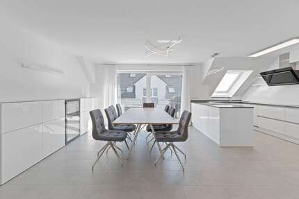 Wohnung Stuttgart Birkach - 4 Zimmer, 103 m&sup2;, 1.900&euro; | Angebot:27365005