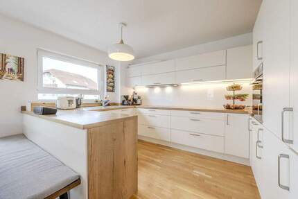 Wohnung Stuttgart / Hofen Hofen - 4 Zimmer, 100 m&sup2;, 599.000&euro; | Angebot:25880200