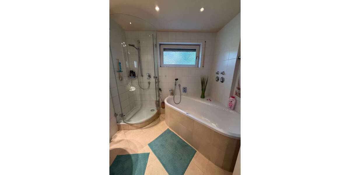 Etagenwohnung Kirchheim-Teck Teck - 3 Zimmer, 97 m&sup2;, 250.000&euro; | Angebot:27285564