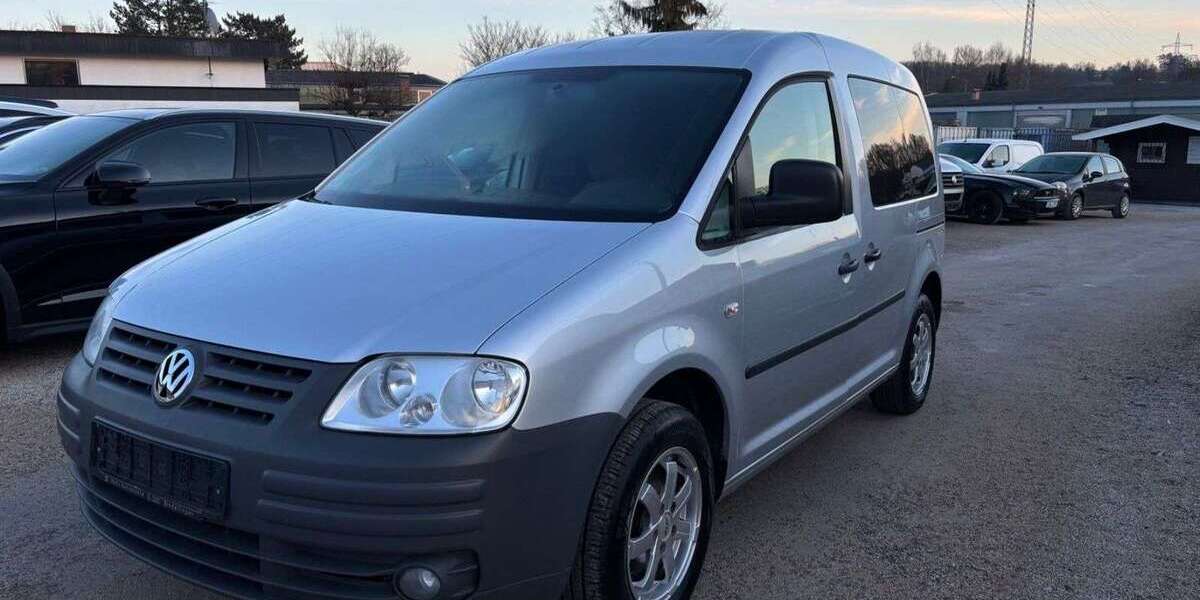VW Caddy 99.682 km 8.990 &euro; Magstadt 71106