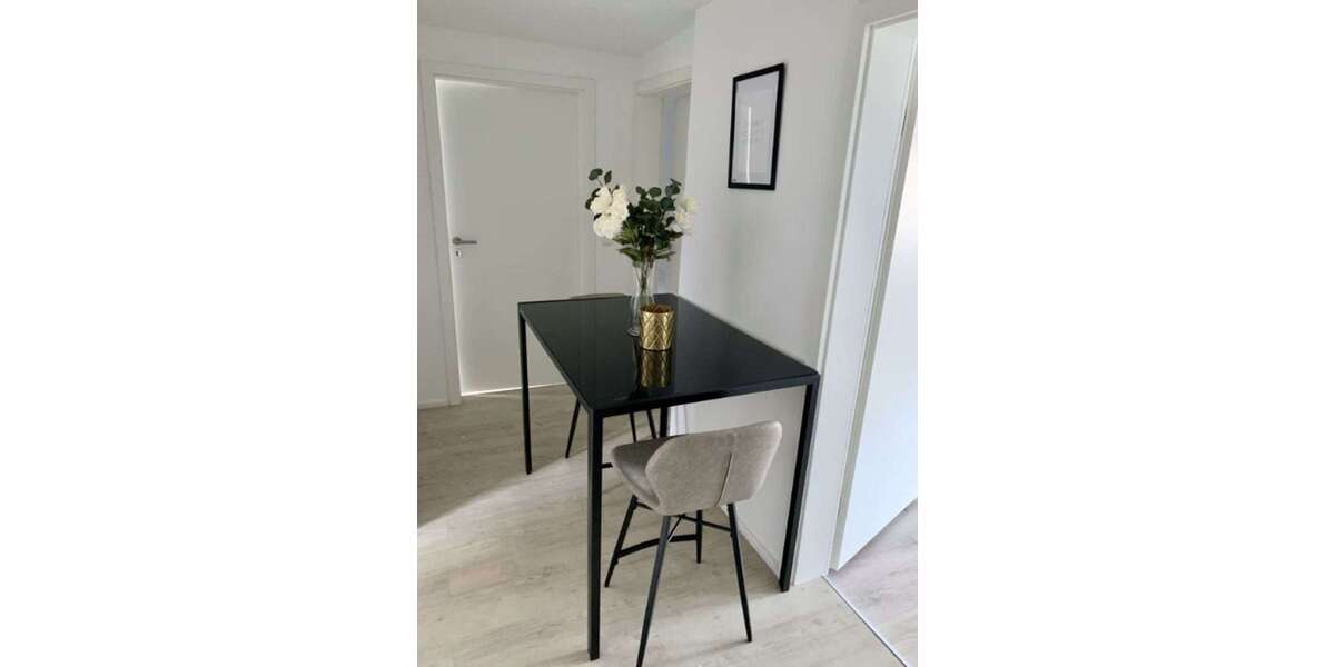 Wohnung zum Mieten in Hedelfingen 1 OG 500 € 18.7 m² 1 zimmer