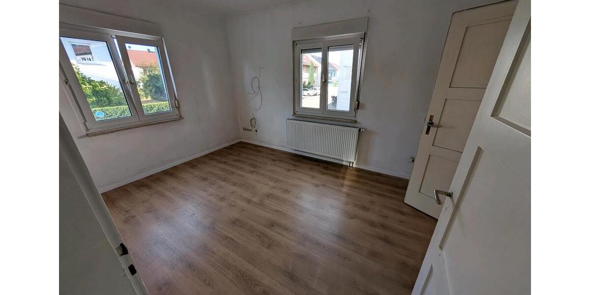 Erdgeschoßwohnung Tamm - 2.5 Zimmer, 60 m&sup2;, 800&euro; | Angebot:25231303