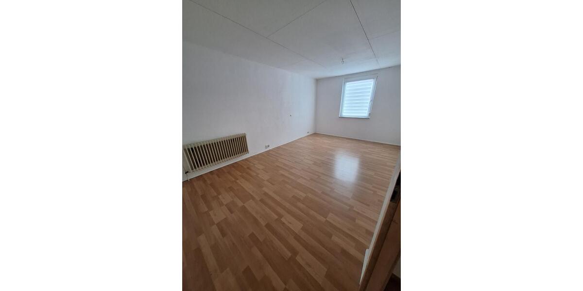 Erdgeschoßwohnung Gärtringen - 4.5 Zimmer, 138 m&sup2;, 1.250&euro; | Angebot:24473860