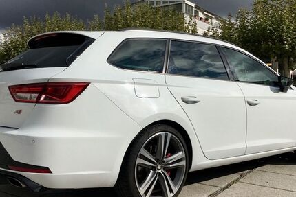 Seat Leon 110.000 km 15.800 &euro; Mundelsheim 74395