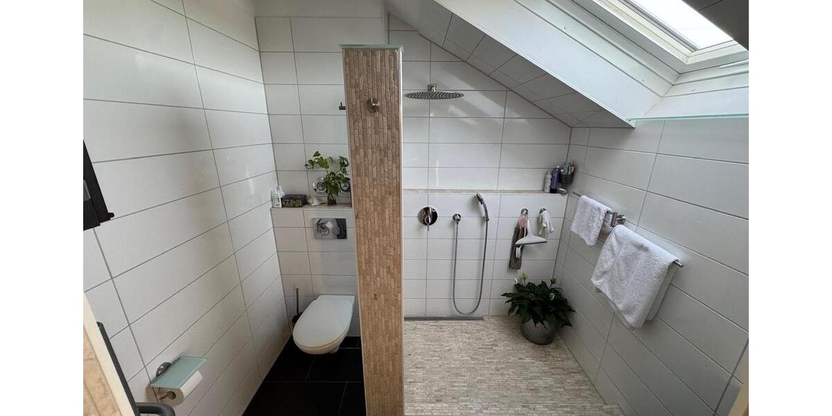 Dachgeschoßwohnung Stuttgart Birkach - 3 Zimmer, 72 m&sup2;, 339.000&euro; | Angebot:26162949