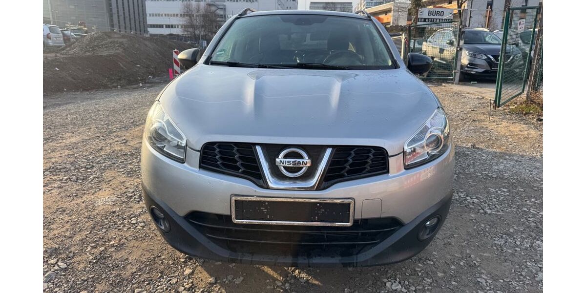 Nissan Qashqai 221.000 km 5.700 &euro; Stuttgart 70376