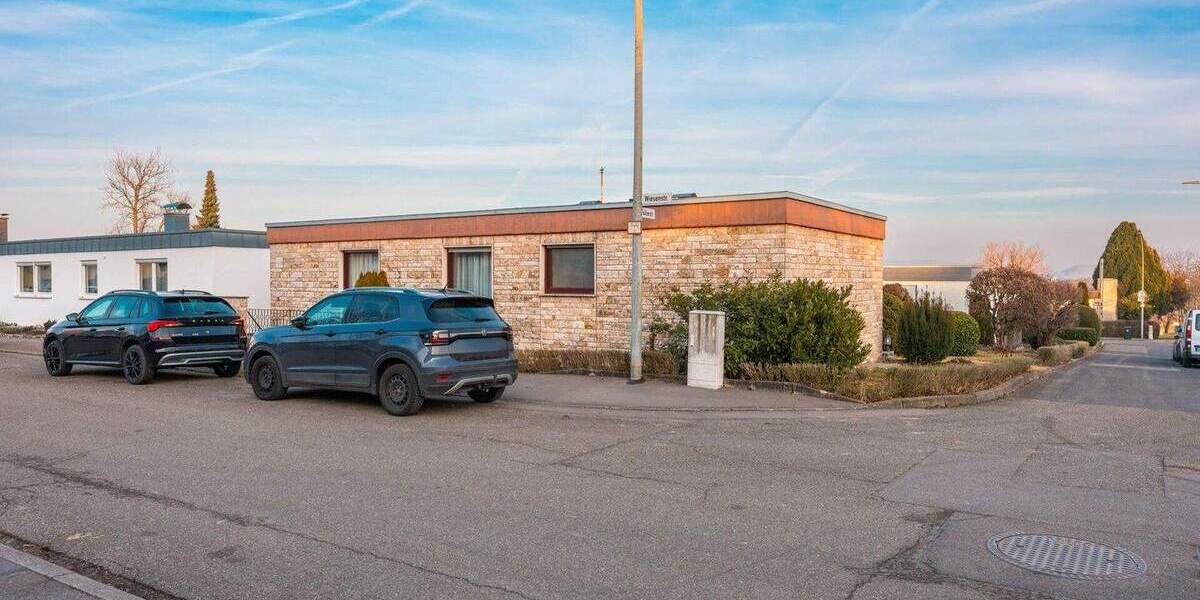 Bungalow Kernen im Remstal Rommelshausen - 4 Zimmer, 131 m&sup2;, 639.000&euro; | Angebot:25155447