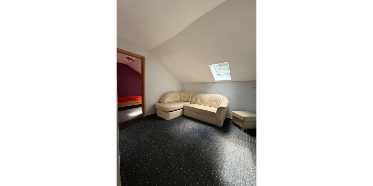 Reihenhaus Stuttgart Stuttgart-West - 4 Zimmer, 70 m&sup2;, 120.000&euro; | Angebot:26225585